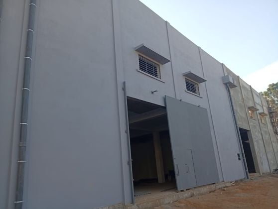 ANDRANOTAPAHANA NEW WAREHOUSES 350M2 TO 9000M2 in SECURE RESIDENCE PARKING ...