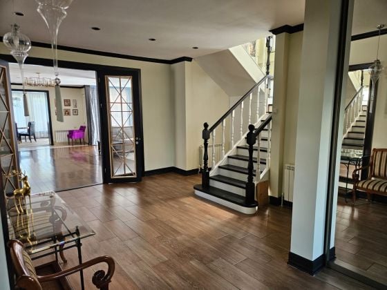 Fully firnished villa in Park zone for rent