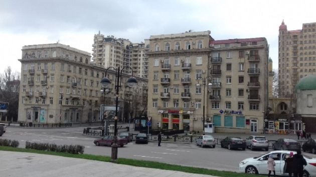 1 BDR apt for rent opposite Winter park