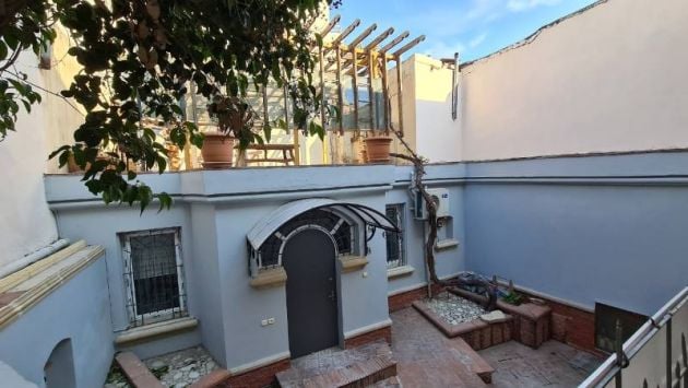 Beautiful house in Old city Baku 