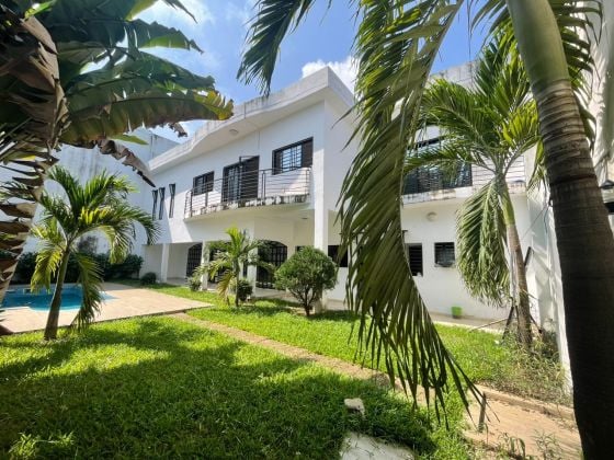 MISE EN VENTE D'UNE VILLA À LA RIVIERA 4