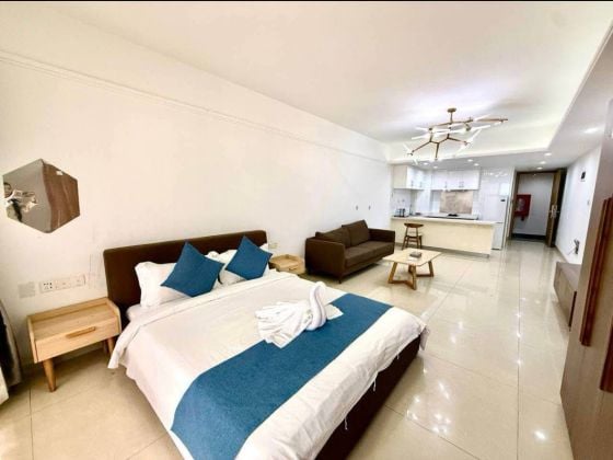 PHNOM PENH EN LOCATION GRAND STUDIO