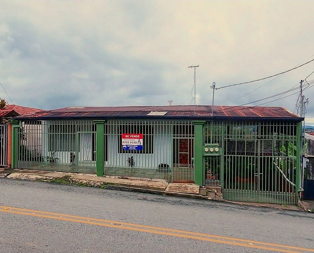 Beautiful House For Sale In The Middle Of Perez Zeledon