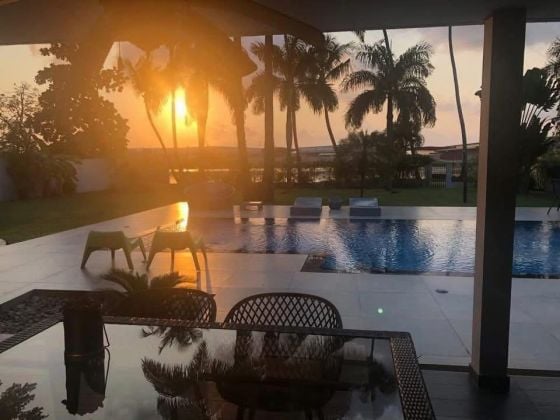 Villa en bordure de lagune à louer abidjan Vridi 