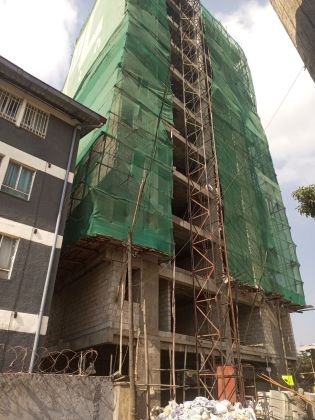 Apartment and shop for sale