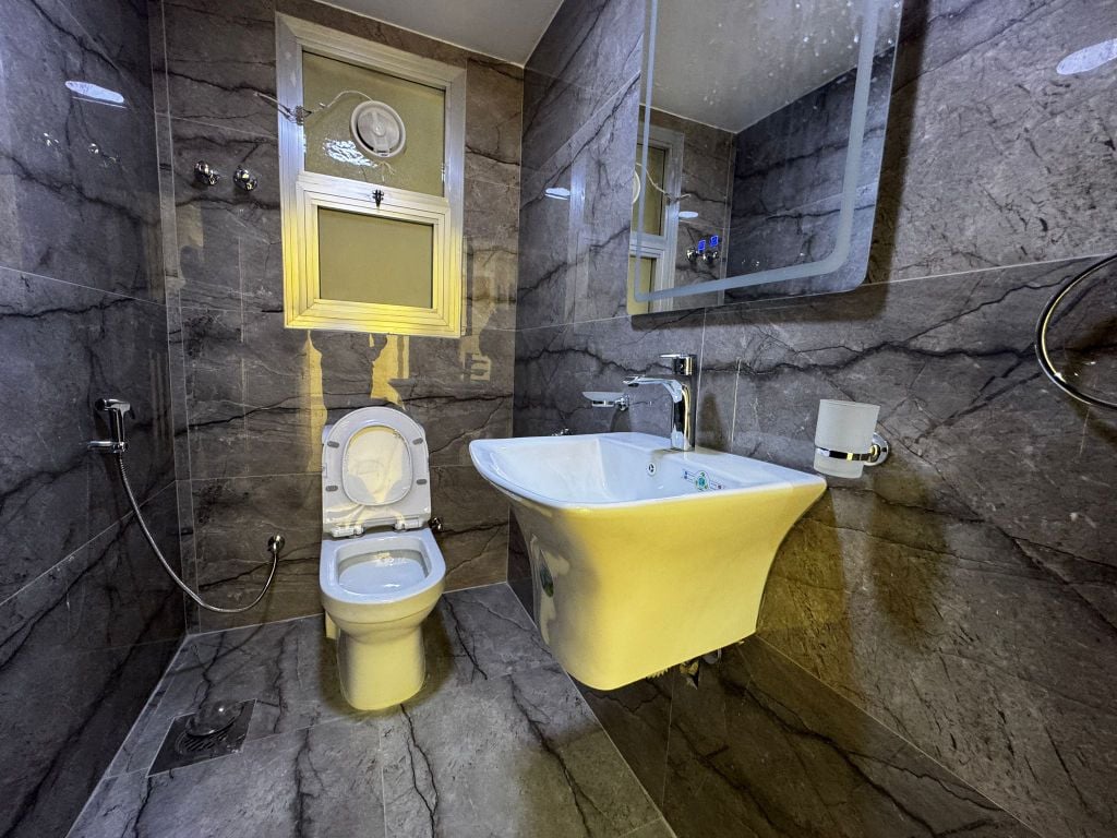 Villa à louer - Salwa, Bloc 6.