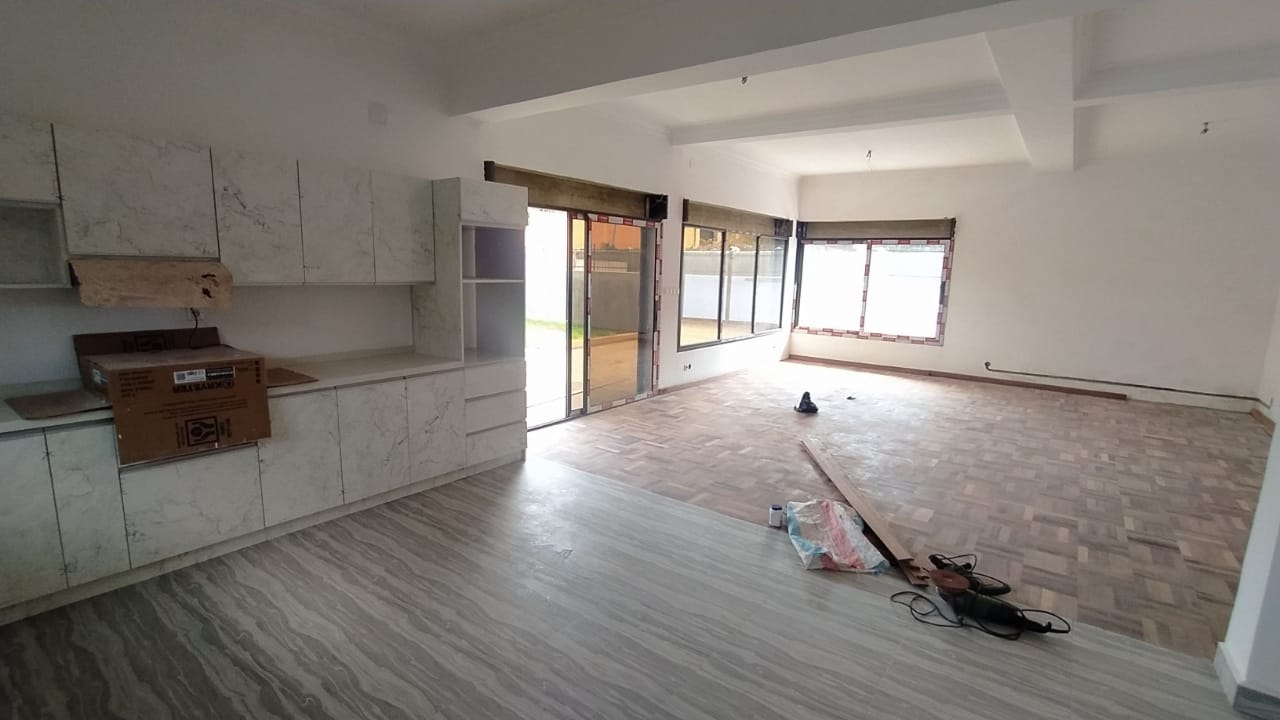 A GENNAIO – IVANDRY GRANDE NUOVA VILLA CON 5 CAMERE DA LETTO CON AMPIO GIARDINO E GRANDE PISCINA IN UN RESIDENCE SICURO