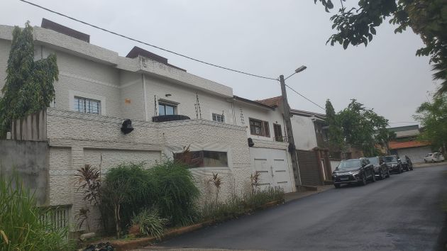 Cocody riviera3 cité Synacassci1, vente duplex 9pieces