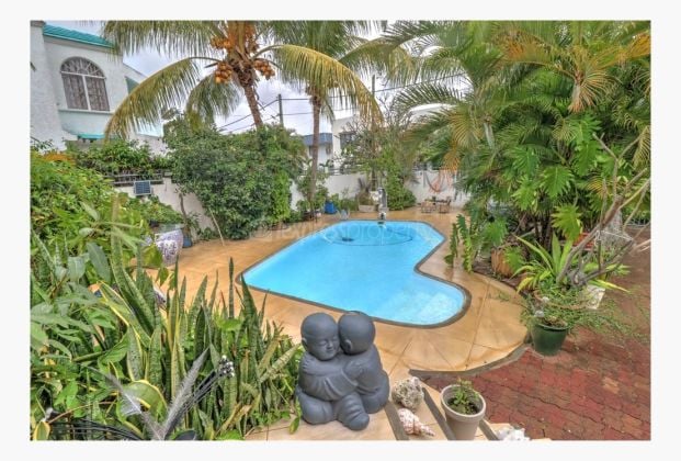 house for sale in Albion 