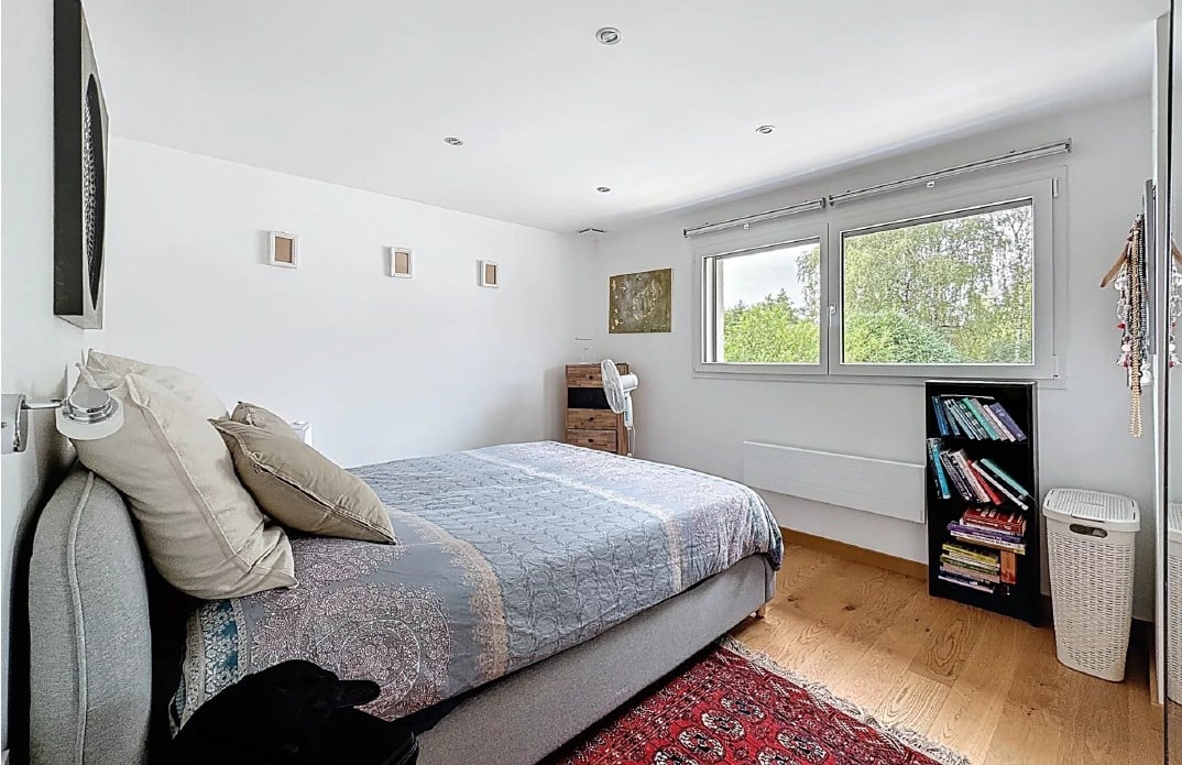 Rooms for Rent – Modern House in Divonne-les-Bains