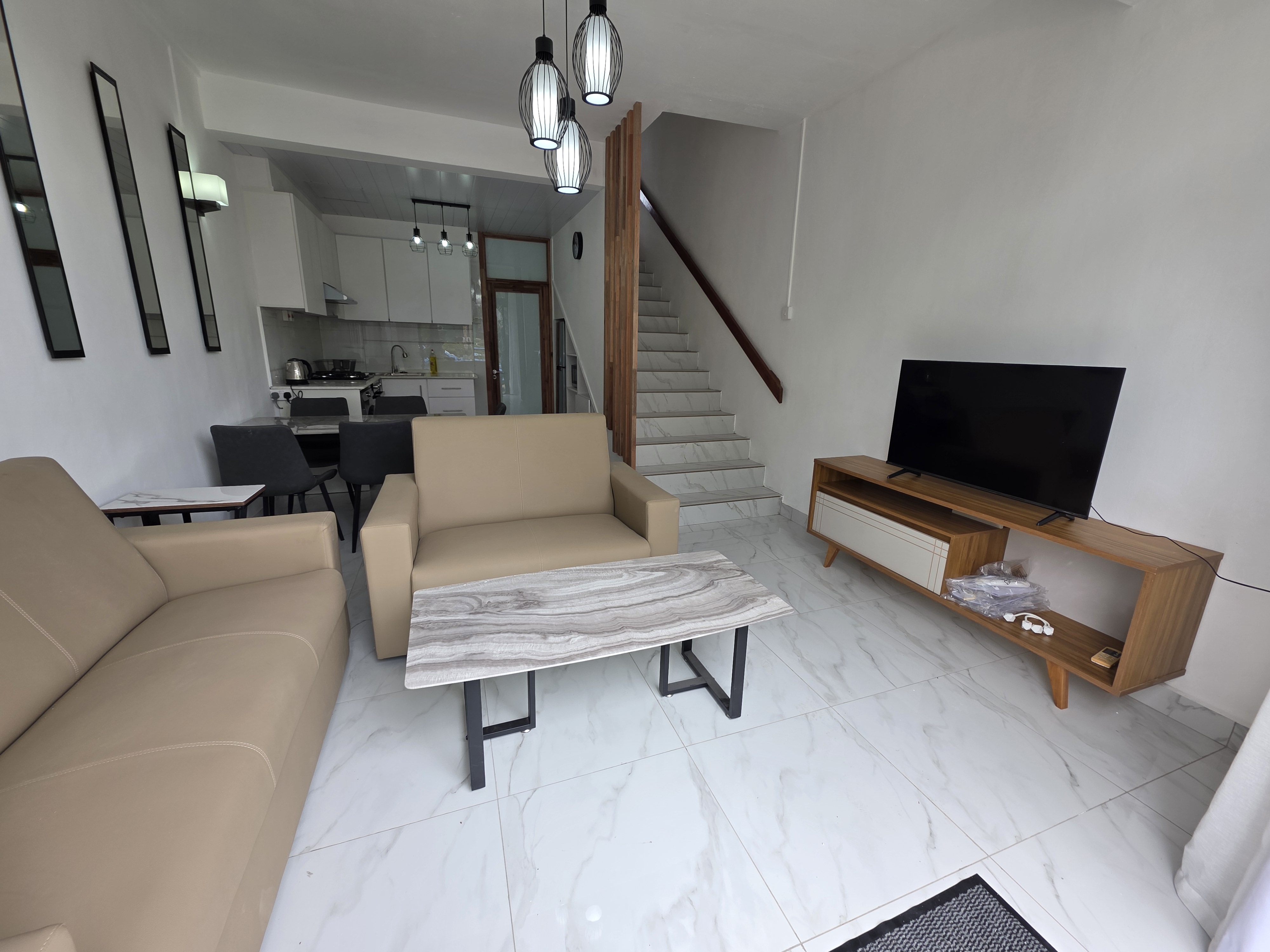 APPARTEMENT MODERNE À LOUER – GRAND BAIE