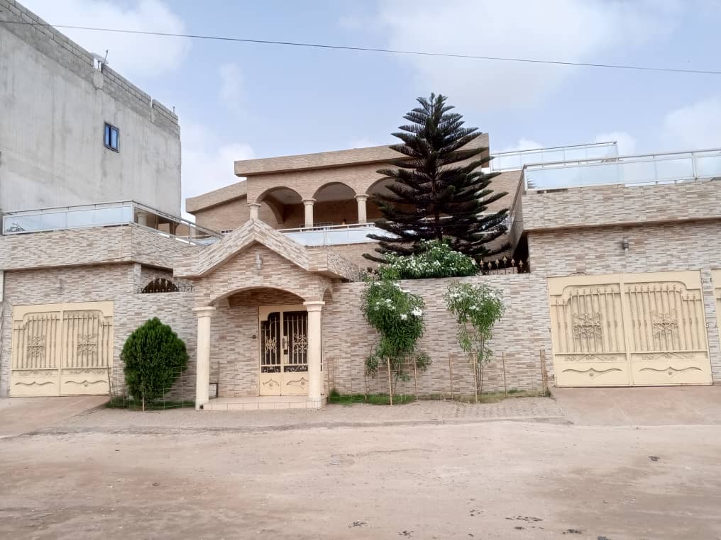 FOR SALE: Spacious duplex villa built on 600m² in AGOE CACAVELI, 20m from the paved road 
