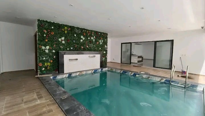 Sale Duplex Villa 6 rooms + swimming pool Cocody riviera Abatta Abidjan