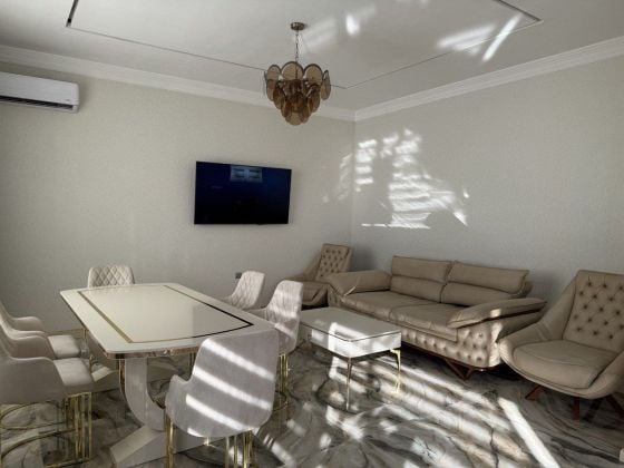 Gorgeous 4 bedrooms and 2 bathrooms apartment of 200 m2 at Aybek area 