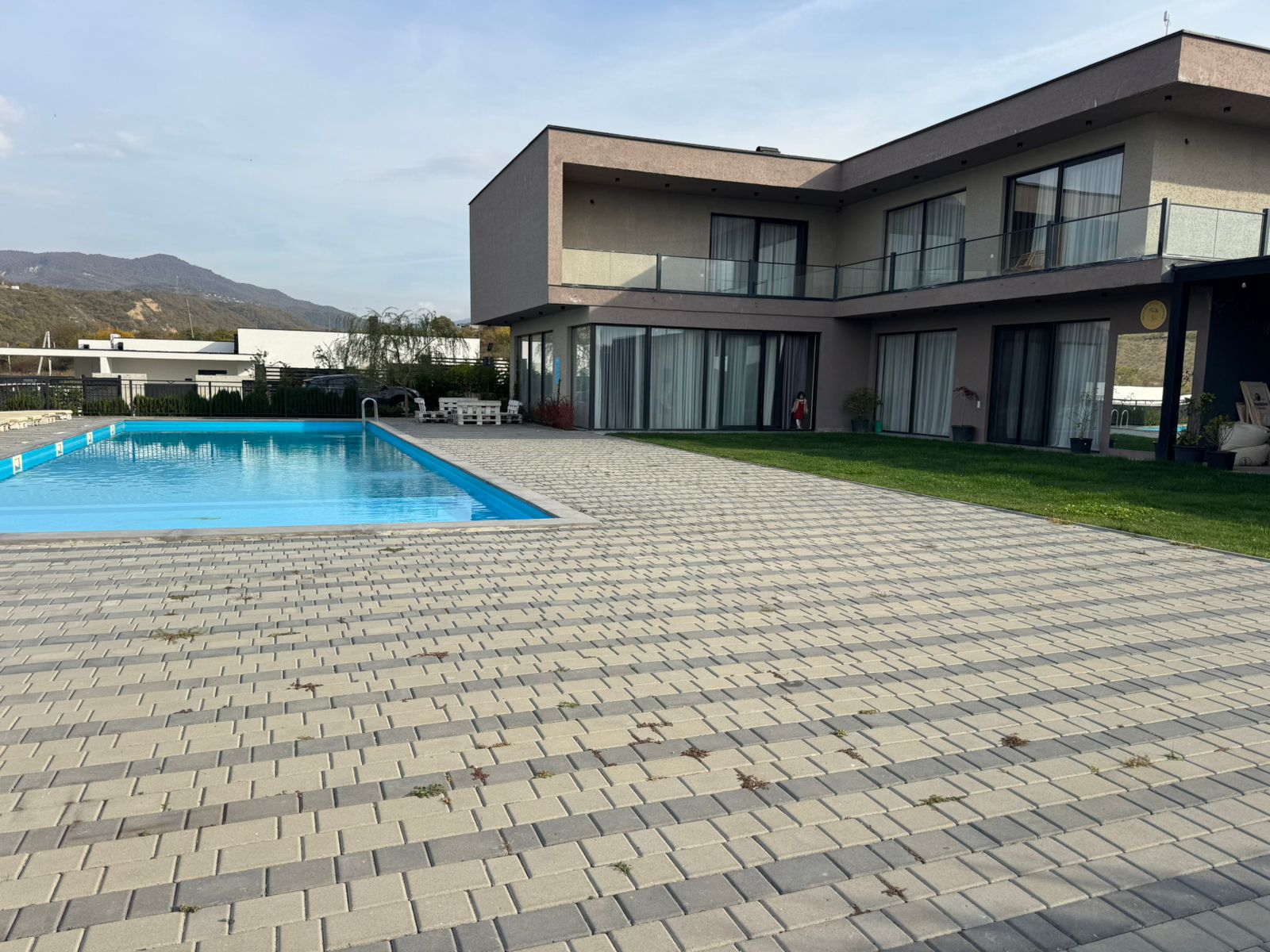 Se vende villa premium en la ciudad de Georgia Saguramo