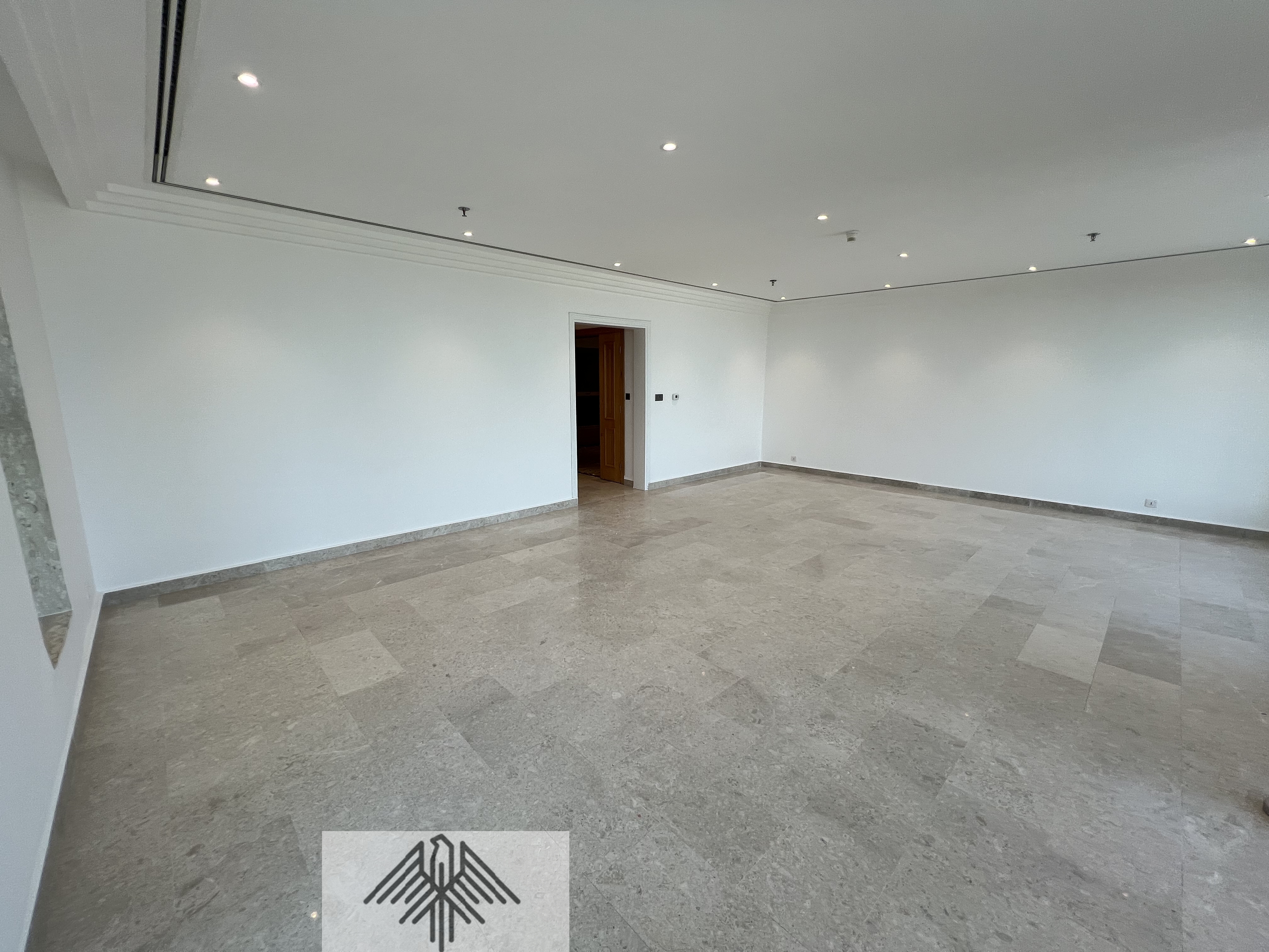 Shaab, fantastic 3 bedroom apartment with sea view