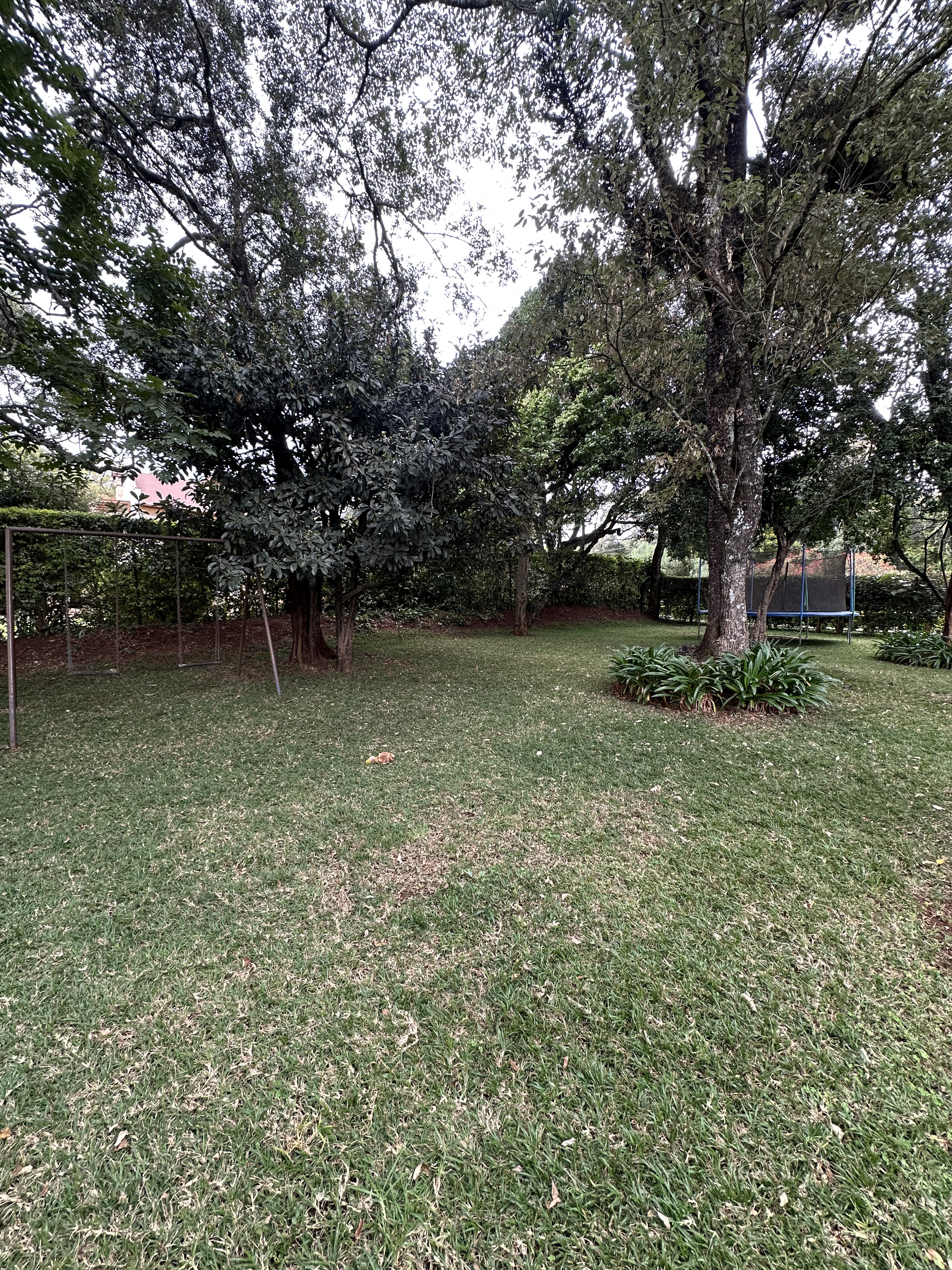 À LOUER : Manoir de 6 chambres entièrement meublé et équipé – Karen