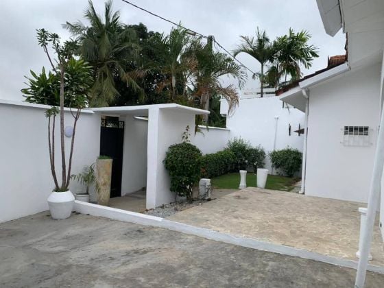 Belle villa basse de 4 pièces a la Riviera Synacaci 