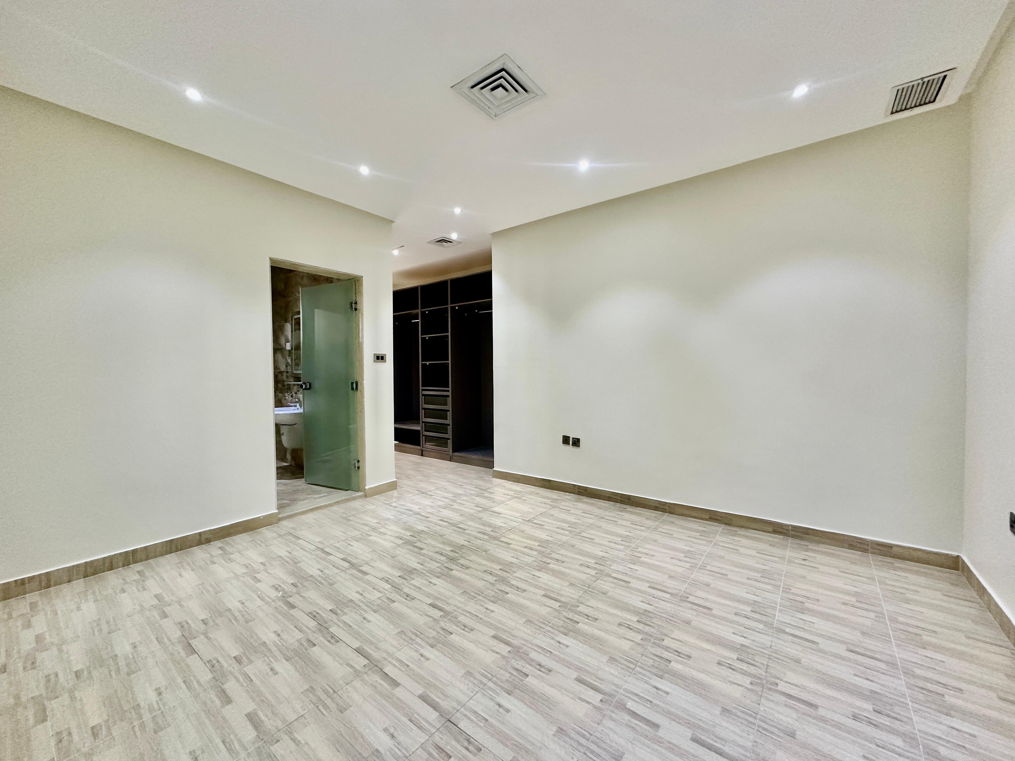 Luxury Four Master Bedroom Seaview Apartment for Rent in Salwa