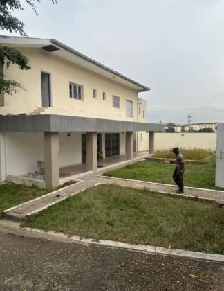 Cocody danga lycée technique une belle villa de 20 pièces  ...