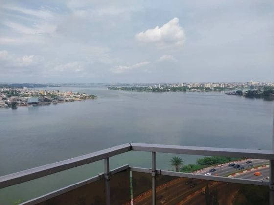 Plateau immeuble Bellerive, location 4pieces meubl&#2013265929;