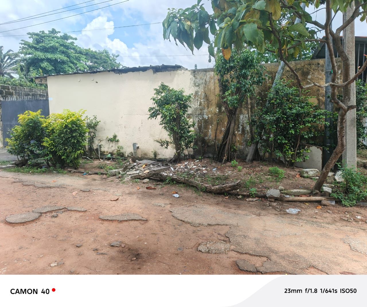 Vente d'une villa basse de 4 pièces a cocody Centre cite des Arts