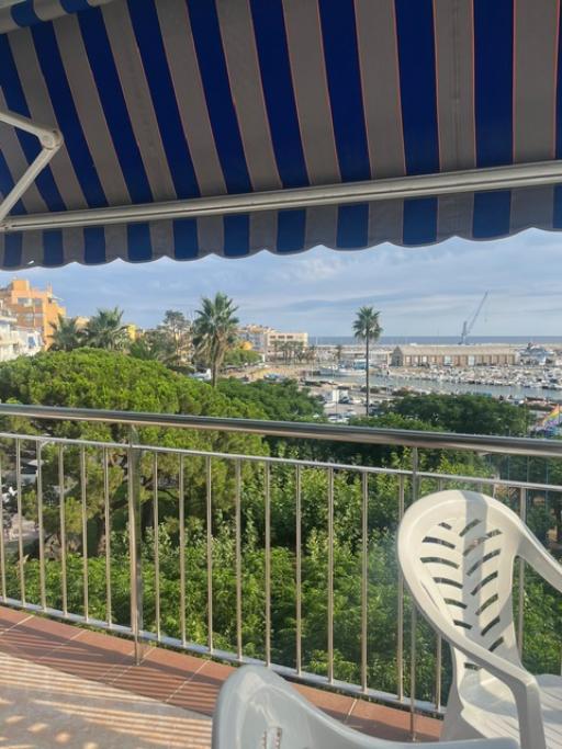 Appartement à louer en face de la mer.