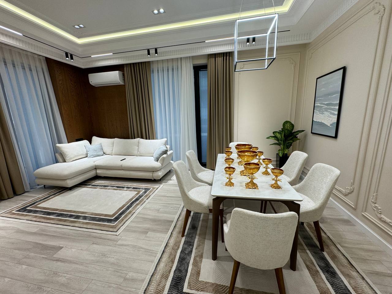 Gorgeous 2 bedrooms and 2 bathrooms apartment of 106 m2 with huge open balcony