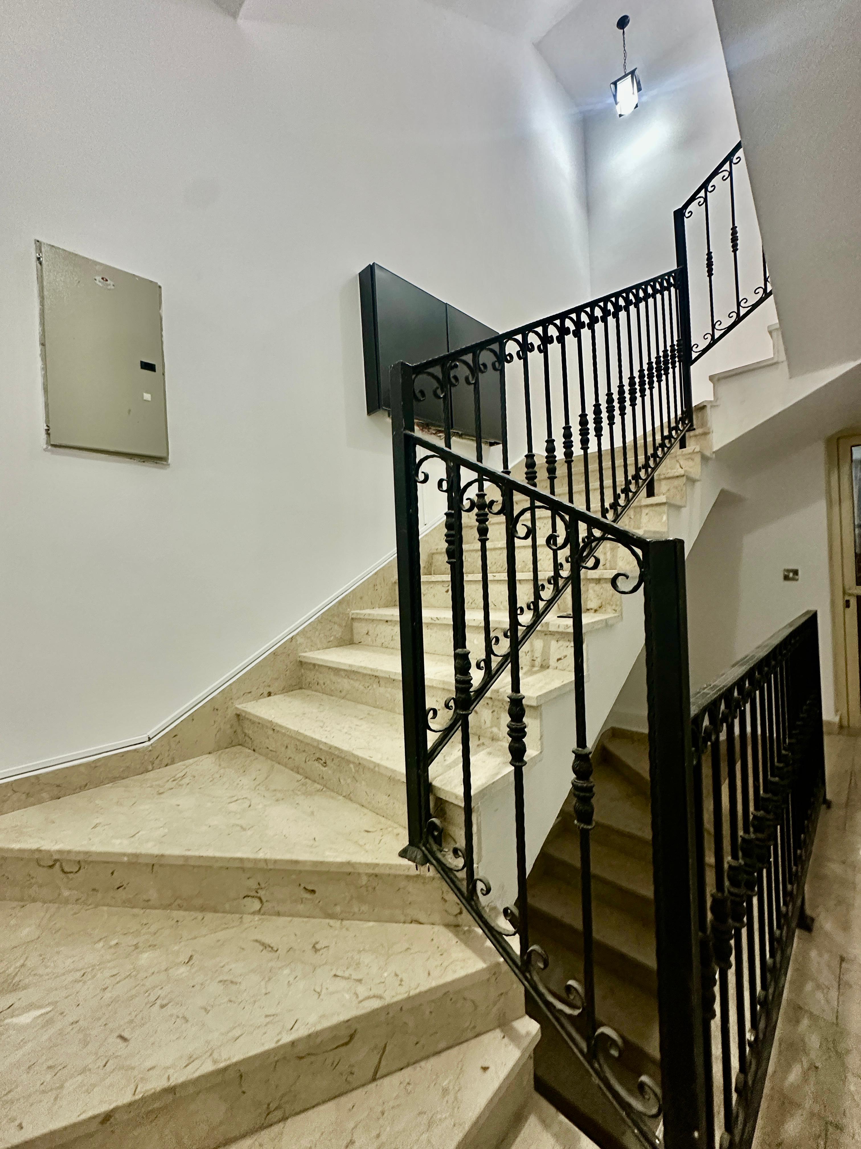 Four Bedroom floor for rent in Messila