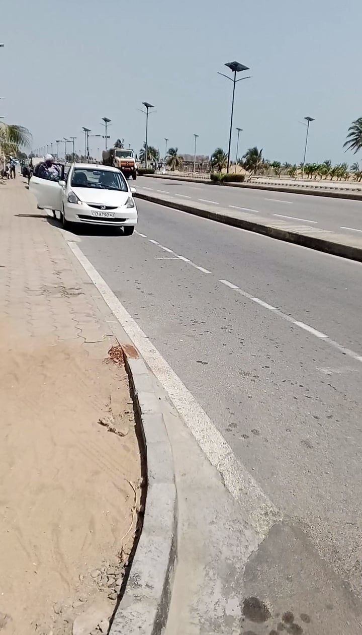 Beautiful plot of land in a residential area of Fidjrosse Plage 