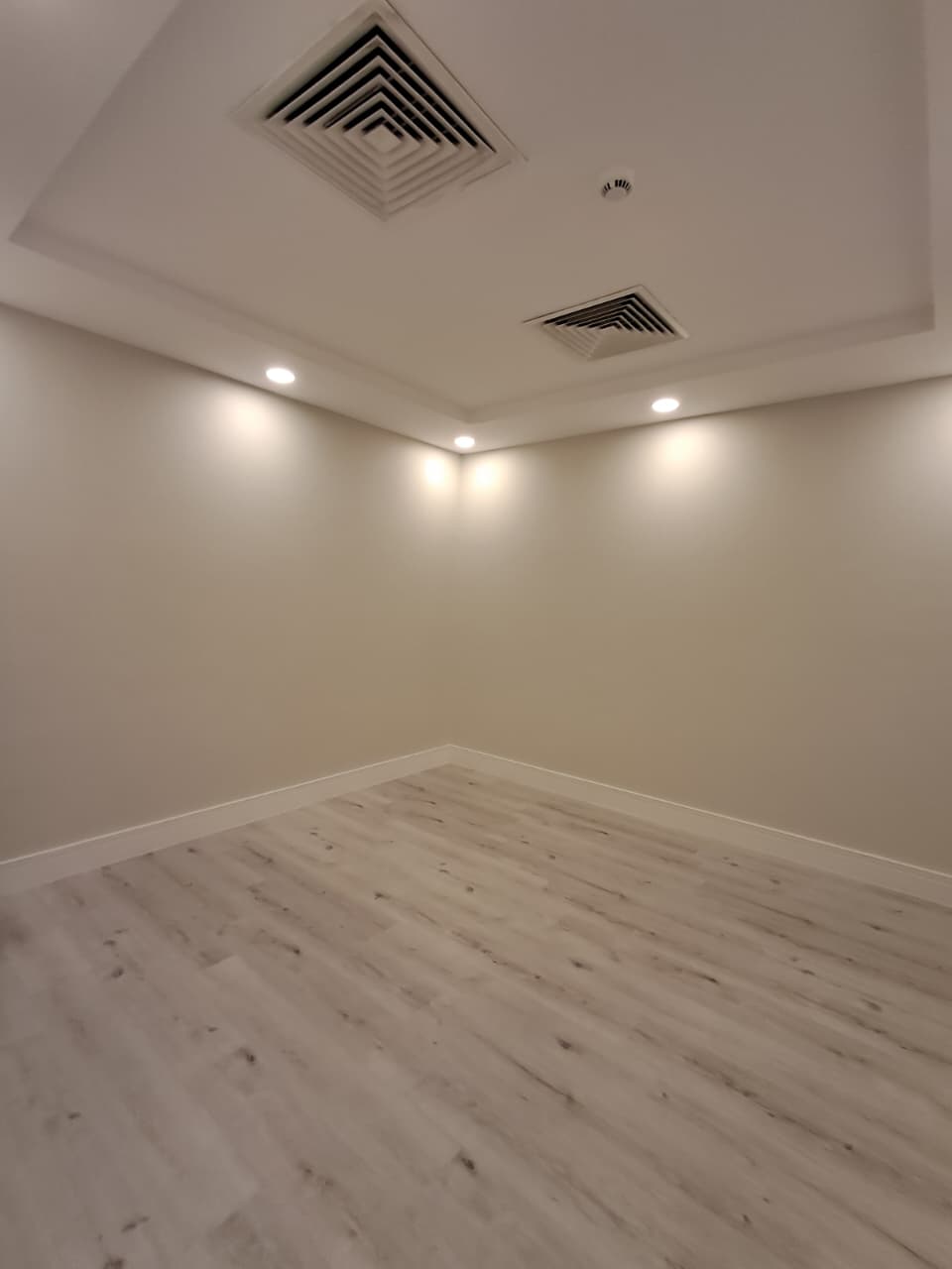 Bright Modern 2BR Apartment