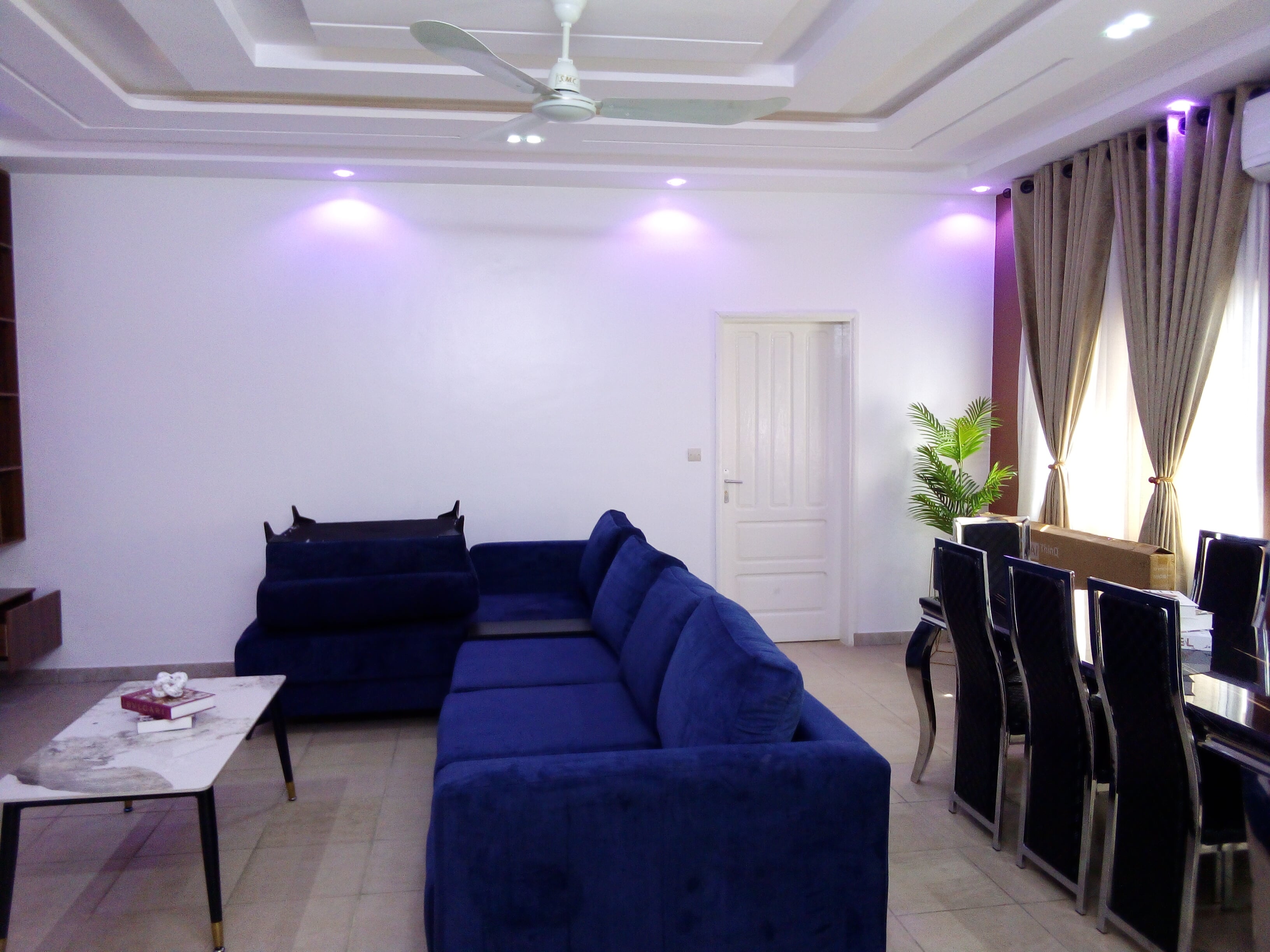 Furnished 7-room apartment for rent, Fidjrossè beach - Cotonou 