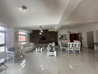 ALQUILO APARTAMENTO EN BELLA VISTA FINAMENTE AMUEBLADO
