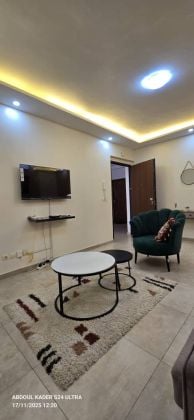 Appartamento arredato di 4 locali in affitto a Bassam, modesto Cité ...