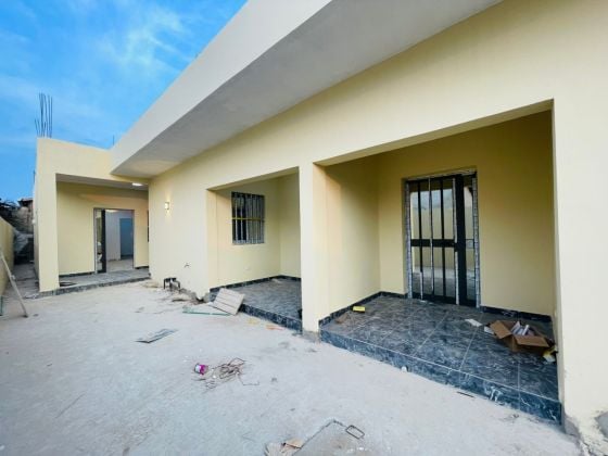 Une Maison de location en vente à Lomé, AVEPOZO 