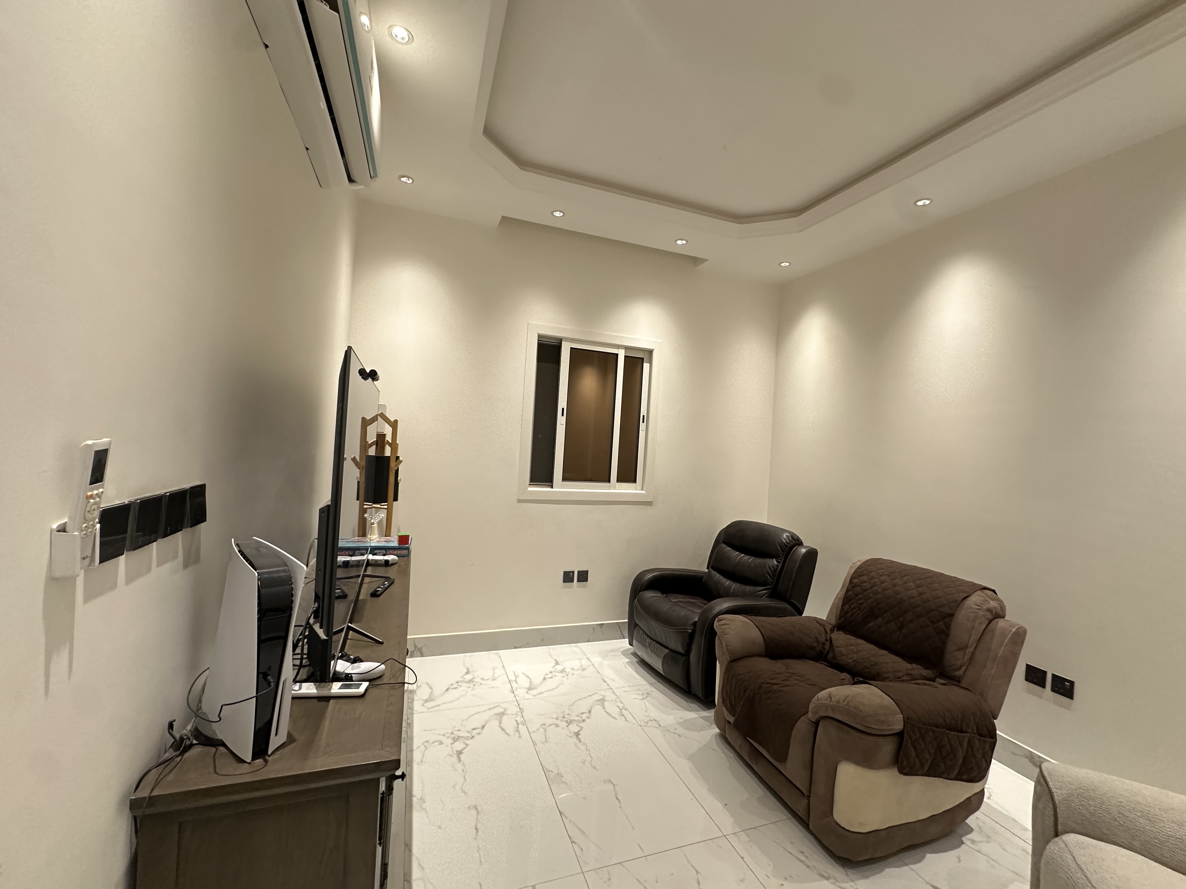 Looking for someone to take over our rent – Available from December