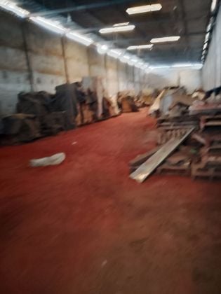 Location entrepot 1000 m2 à Yopougon- zone industrielle