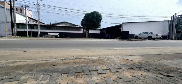 Zona 4 Biétry: in vendita un terreno di 4000 m², situato ...