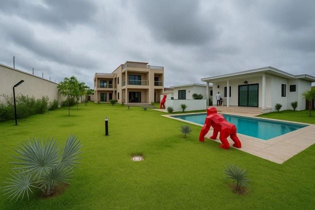 Cocody Riviera Mpouto VUE LAGUNAIRE location VILLA NEUVE 13 PIÈCES.