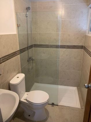 VENDO APARTAMENTO EN BELLA VISTA 3 NIVEL CON 172 METROS