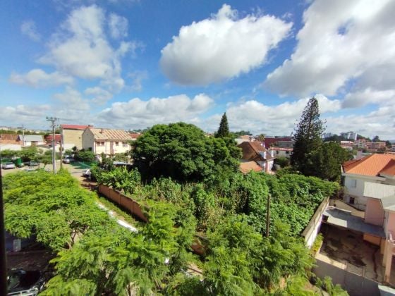 IVANDRY - LARGE MODERN 3-BEDROOM APARTMENT IN A BUILDING WITH GROUP ...