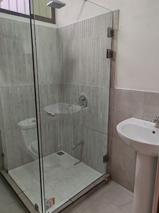 SE ALQUILA APARTAMENTO EN LIMON