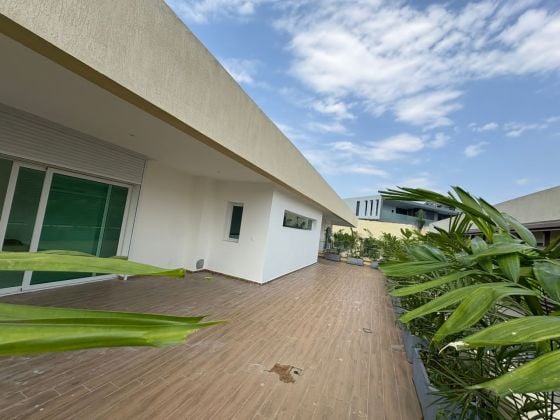 Cocody Riviera Golf 4 Beverlly Hills.Zone calme,paisible,securisée. ...