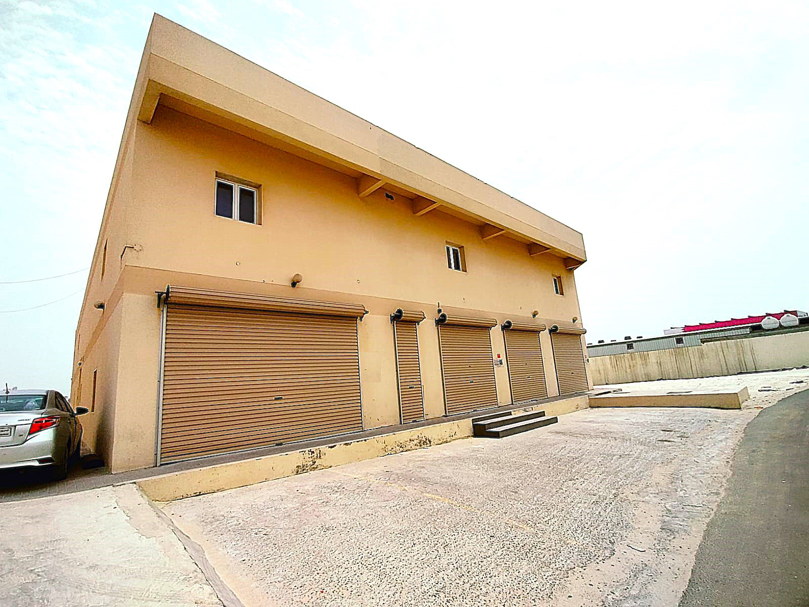 Workshop | Store for Rent in Alba near highway BD.400/-