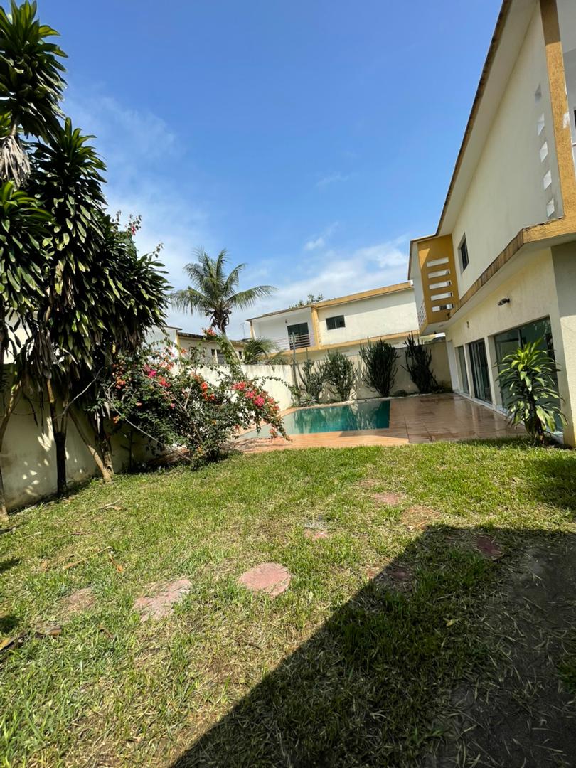 LOCATION VILLA DUPLEX 6 PIÈCES RIVIERA 4 M'BADON