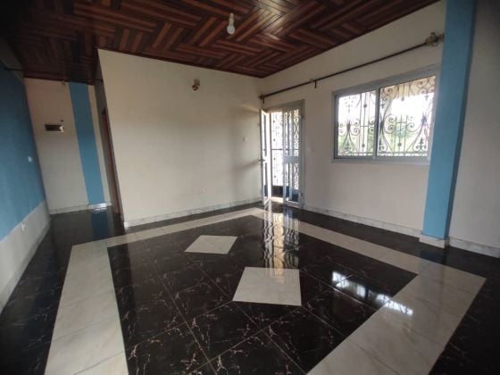 Joli Appartement Bon Standing à louer à Awae Escalier 