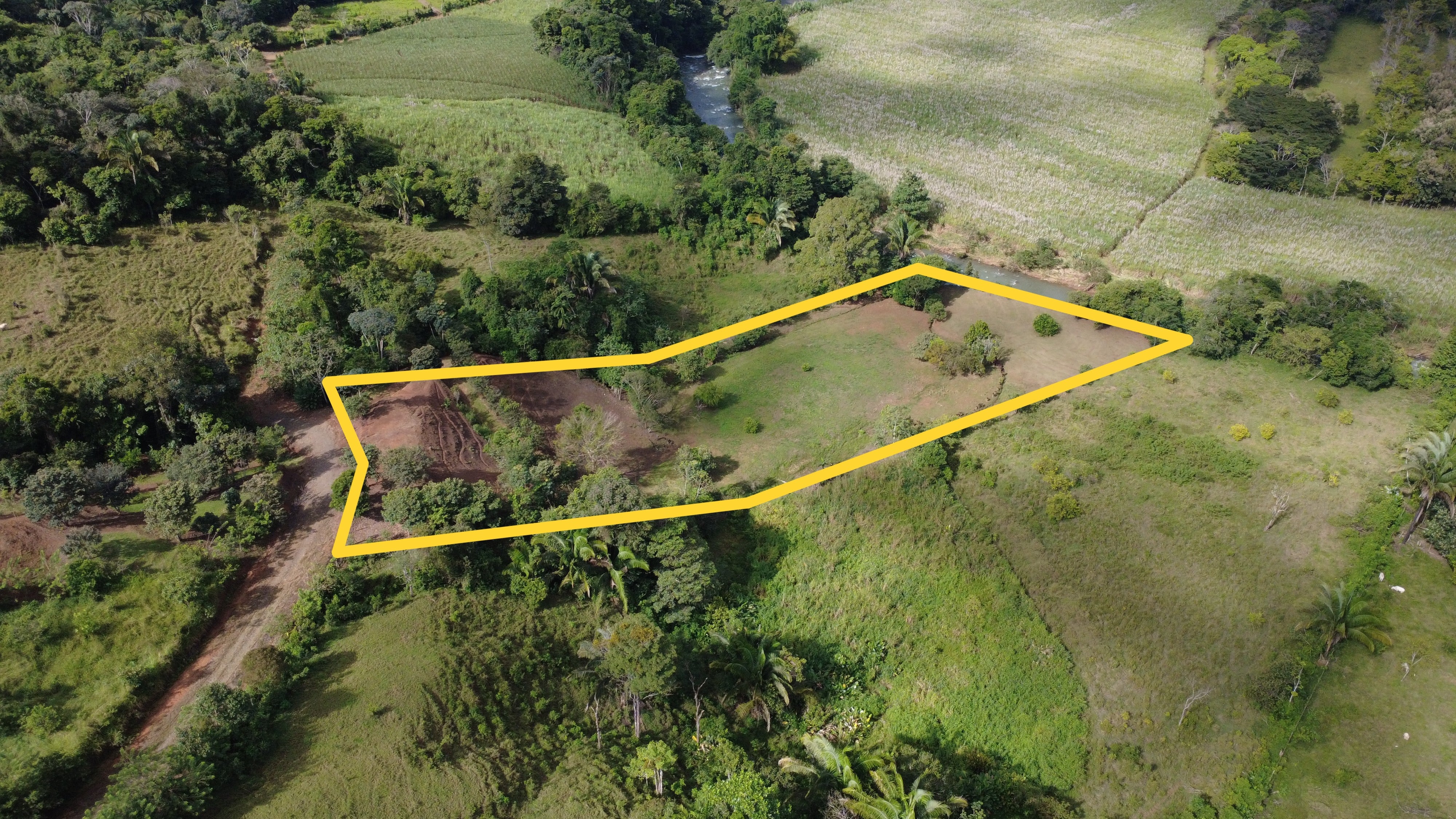 VENTA DE PROPIEDAD SOSTENIBLE EN LA PRIVACIDAD DE PÉREZ ZELEDÓN, ROSARIO DE PACUAR