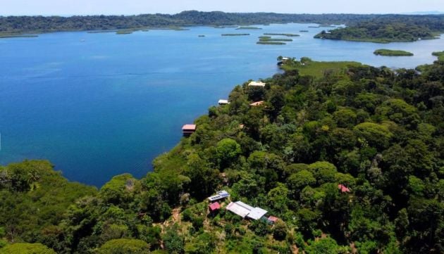 Off-Grid Caribbean Waterfront Homestead — 4.85 Acres on Isla ...