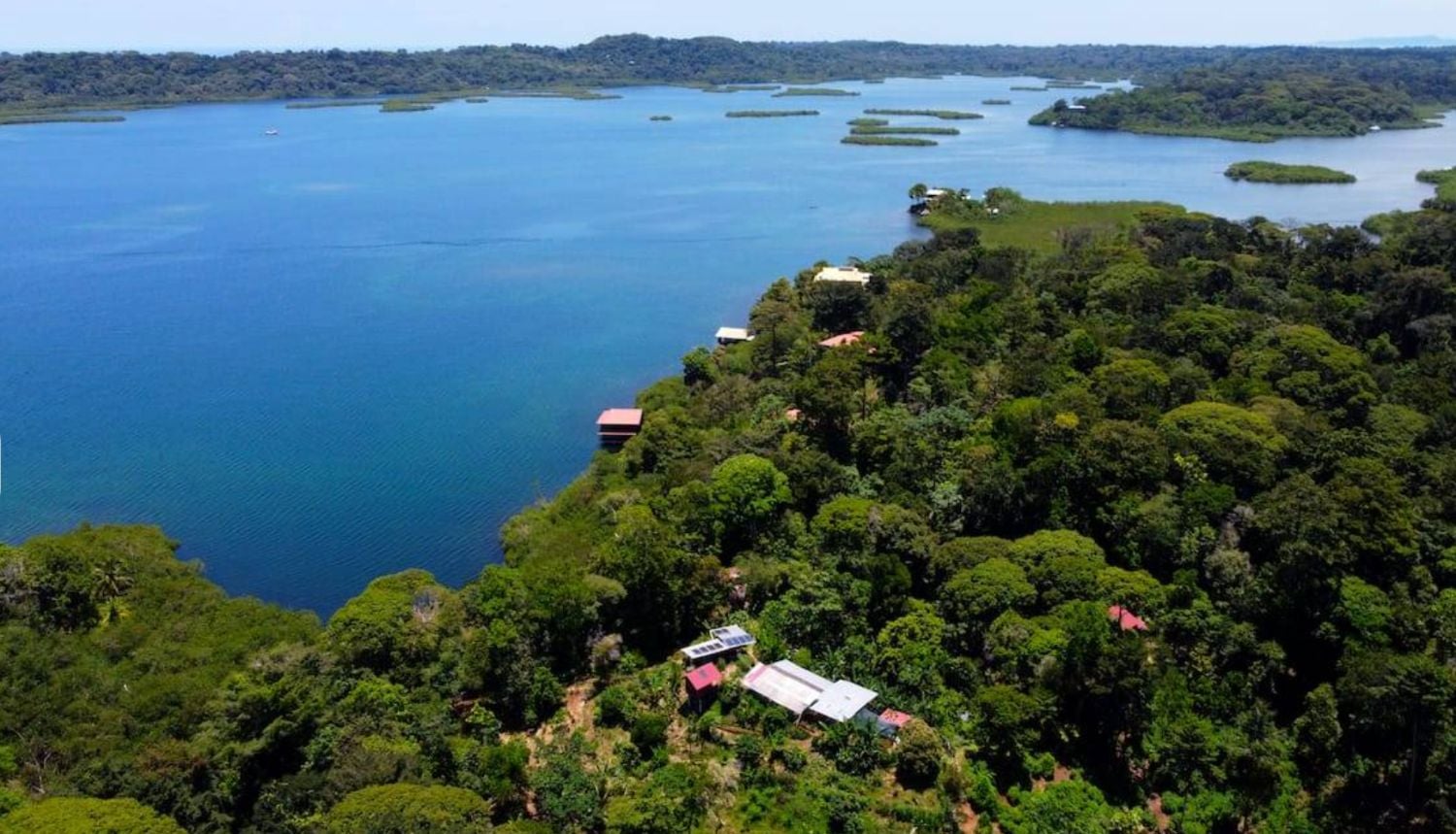  Off-Grid Caribbean Waterfront Homestead — 4.85 Acres on Isla Solarte (Bocas del Toro, Panama)
