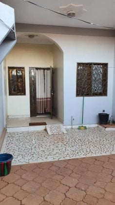 EN LOCATION CETTE CHARMANTE MINIVILLA MEUBLÉE À OUAGA2000 ...